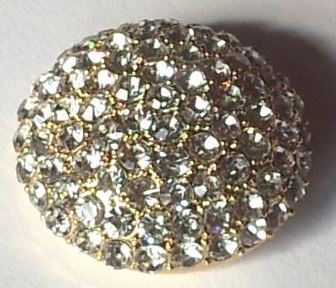 Brosche mit Magnetverschluss - Keine Nadel zur Befestigung.